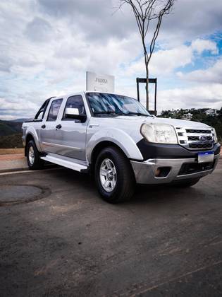 FORD RANGER 3.0 XLT 4X4 CD 16V TURBO ELETRONIC DIESEL 4P MANUAL FORD RANGER 3.0 XLT 4X4 CD 16V TURBO ELETRONIC DIESEL 4P MANUAL